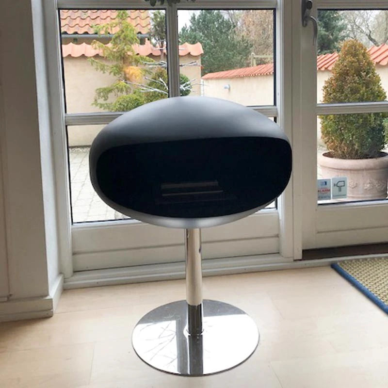 Cocoon Pedestal – matná čierna so stojanom z ocele