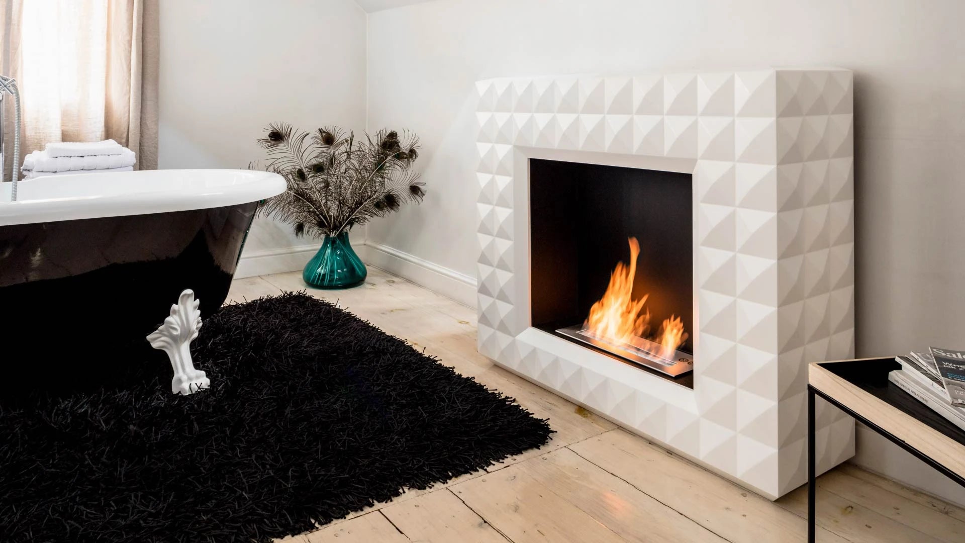 Carterton - Freestanding Bioethanol Fireplace