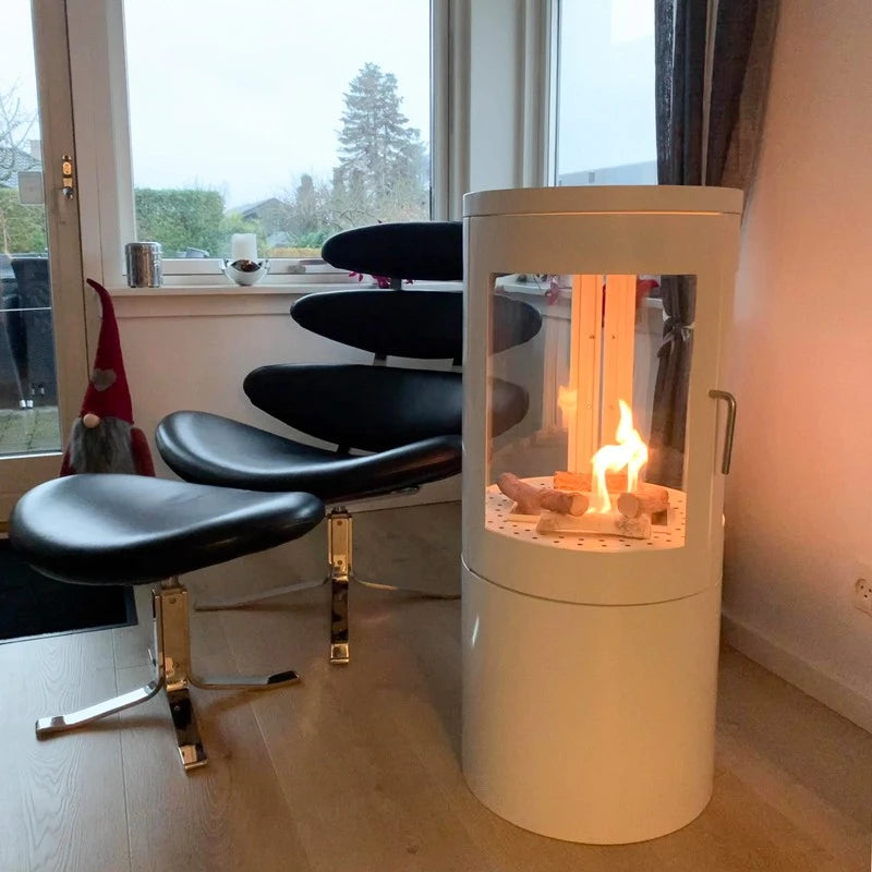 Bio Wood Stove in White with 360 Flameview